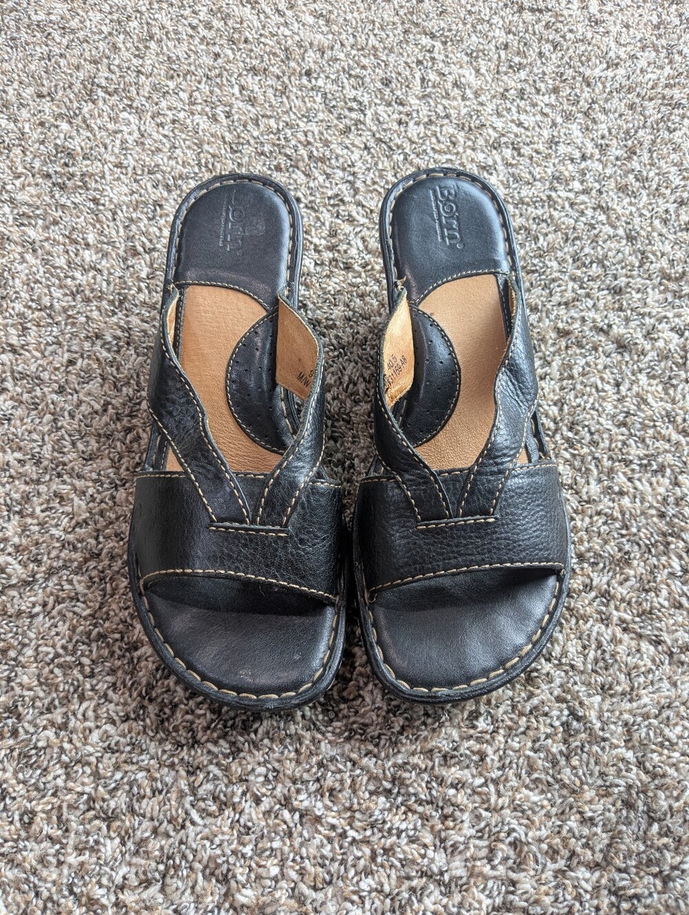 Born Leather Slip On Sandals Size 9 Black